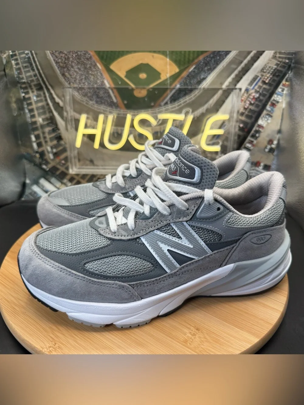 New Balance 990 V6 Castle Rock/ Grey Men’s Size 7.5 4E (Extra Wide)